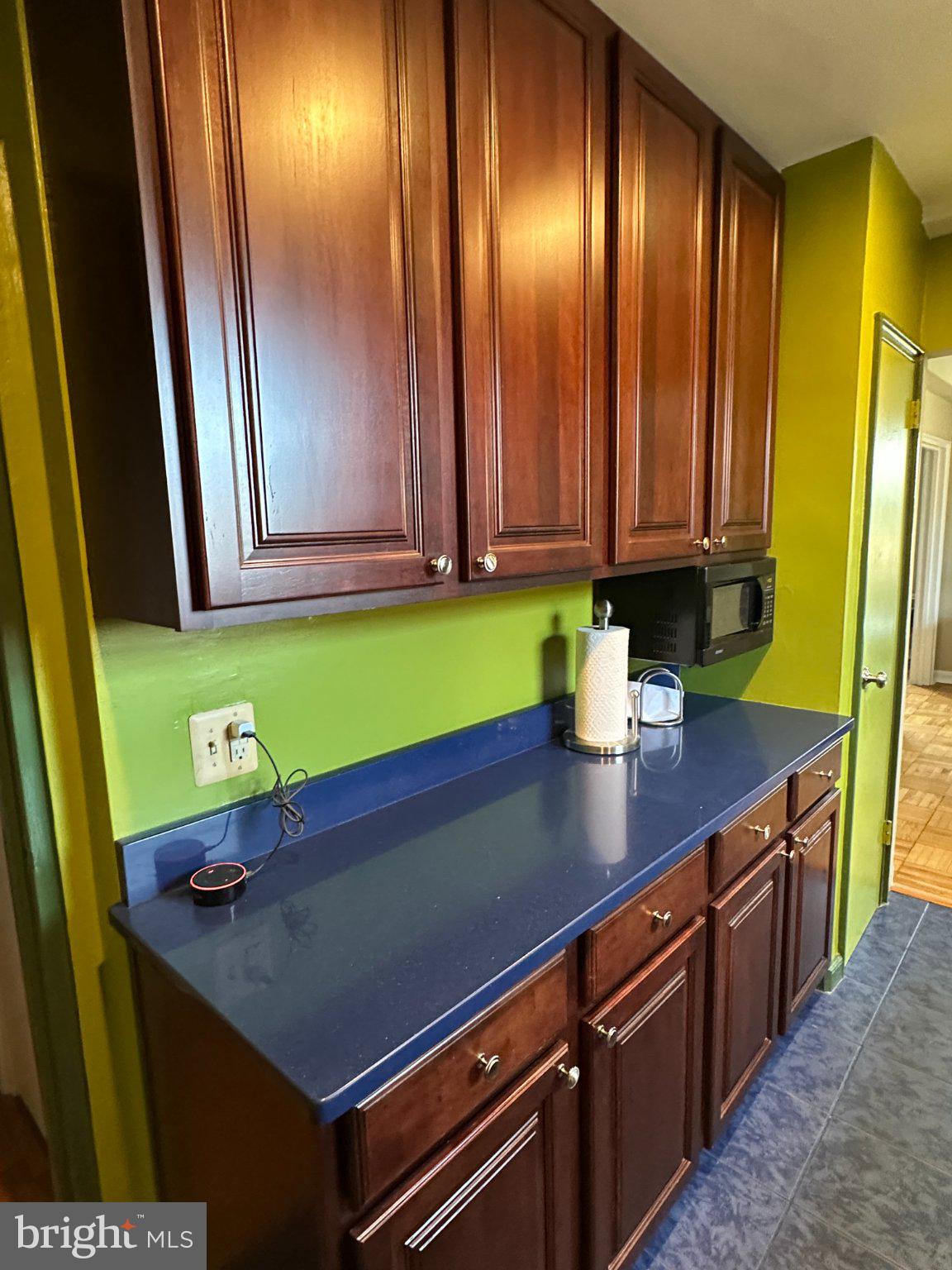 WYNNEWOOD PLAZA - Residential