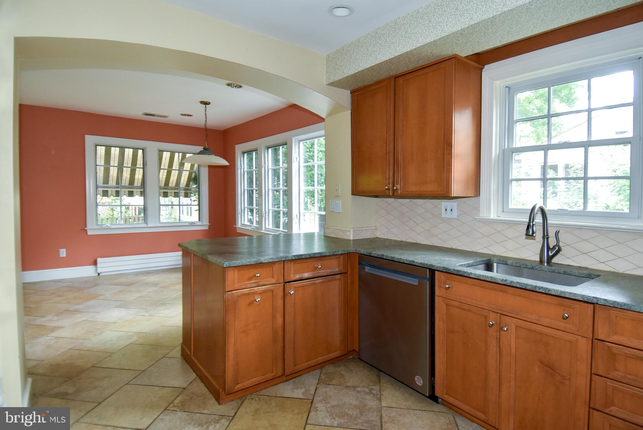 BRADDOCK HEIGHTS - Residential Lease