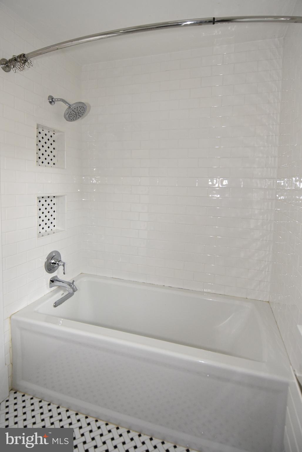 BRADDOCK HEIGHTS - Residential Lease