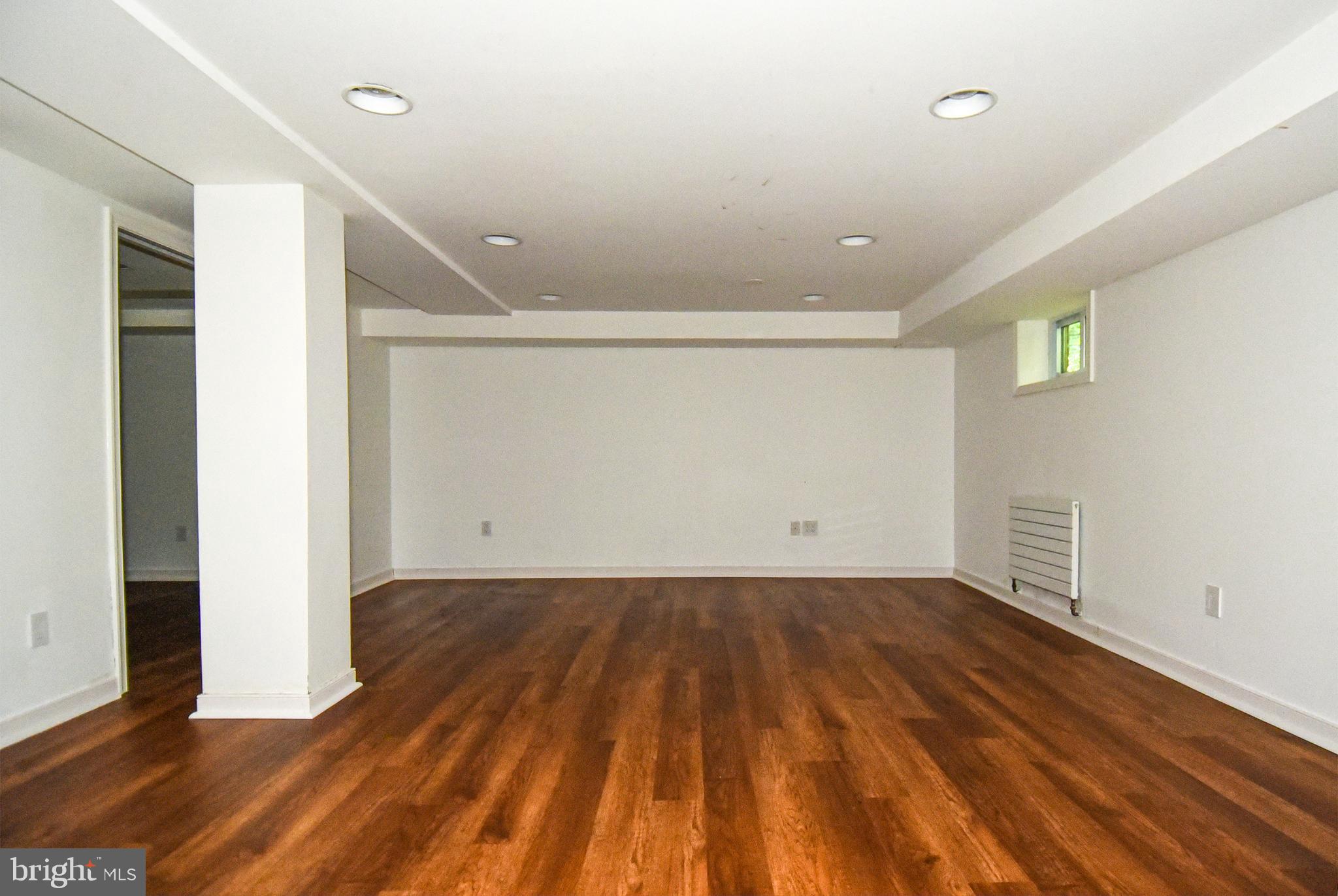 BRADDOCK HEIGHTS - Residential Lease