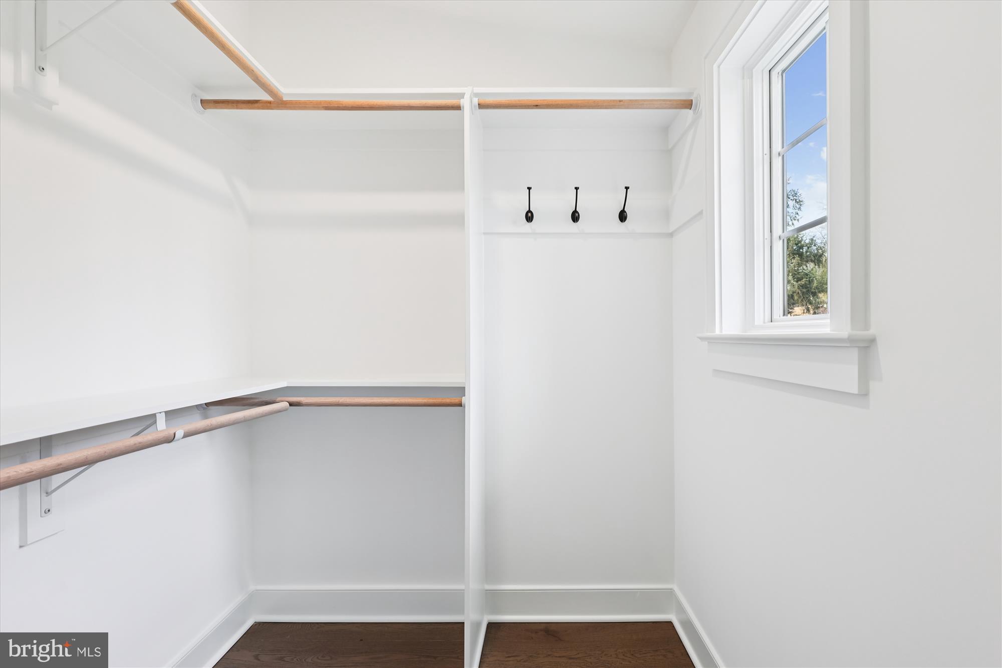 CLAREMONT - Residential