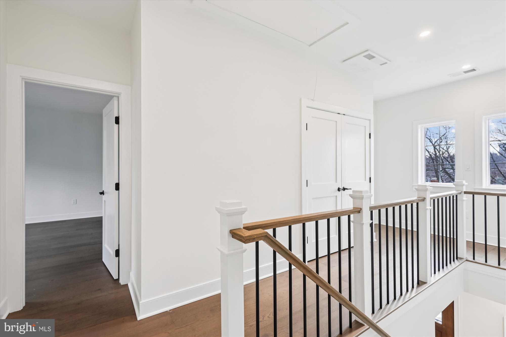 CLAREMONT - Residential