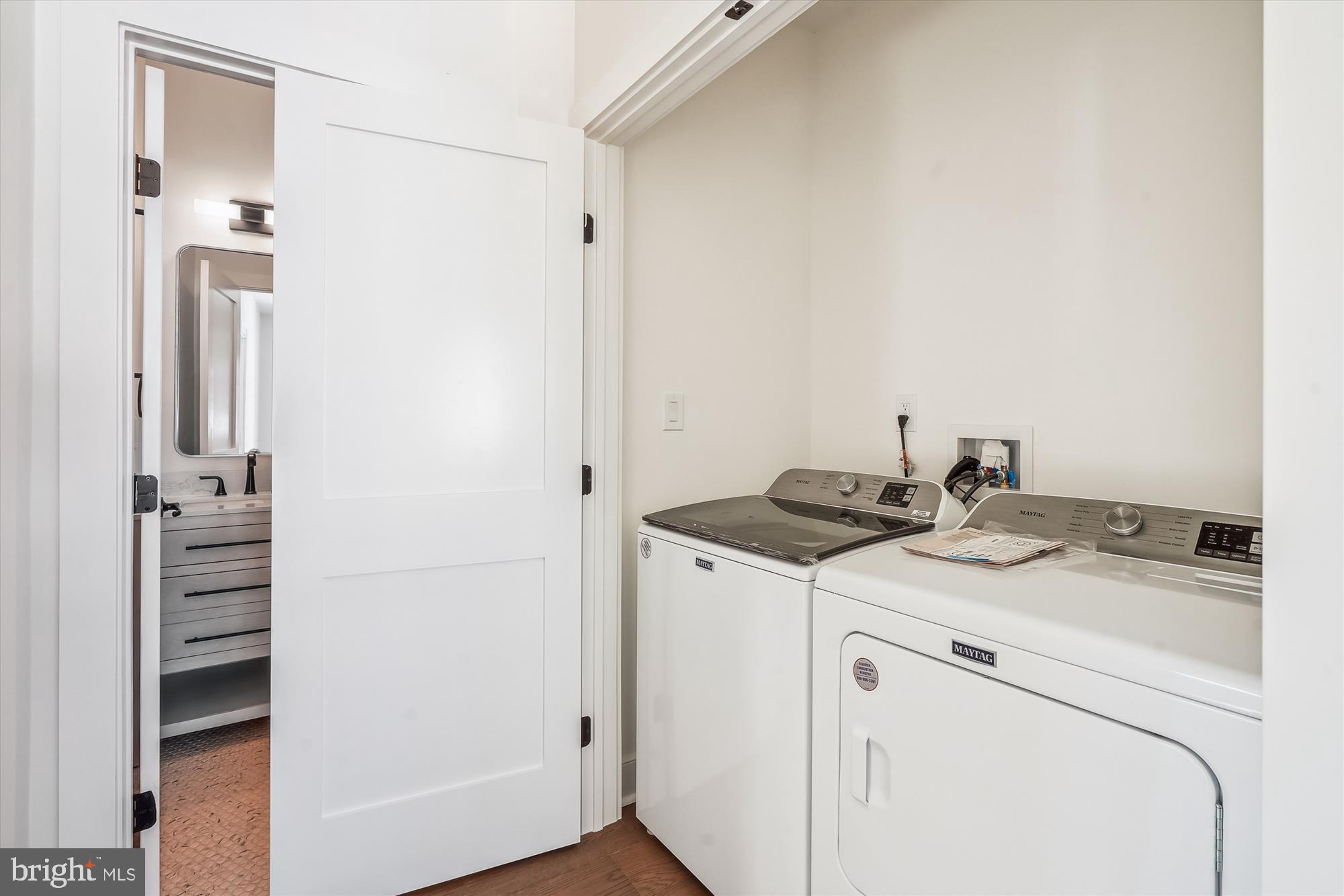 CLAREMONT - Residential