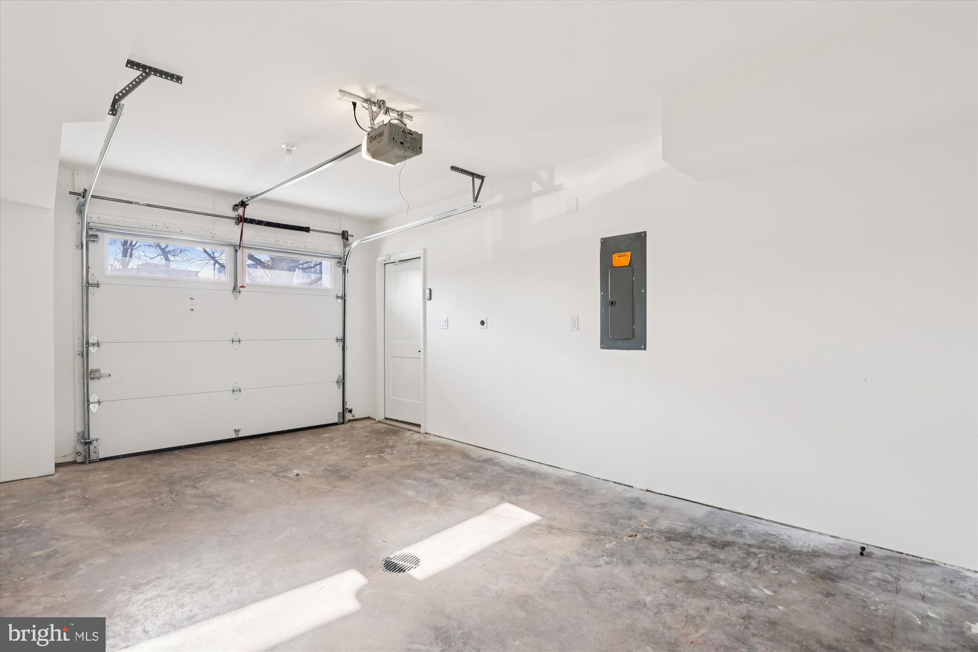 CLAREMONT - Residential