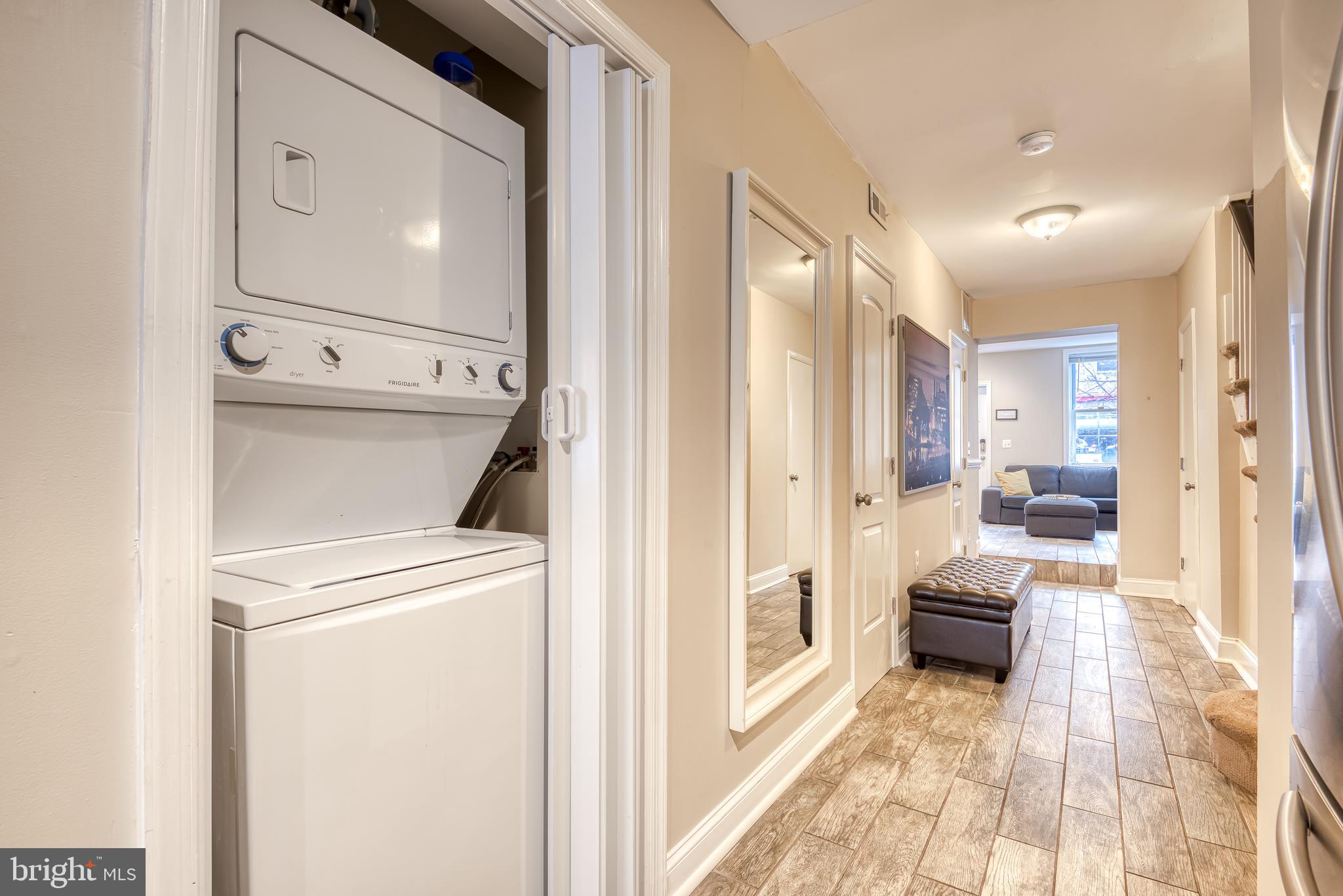 LITTLE ITALY - Residential Lease