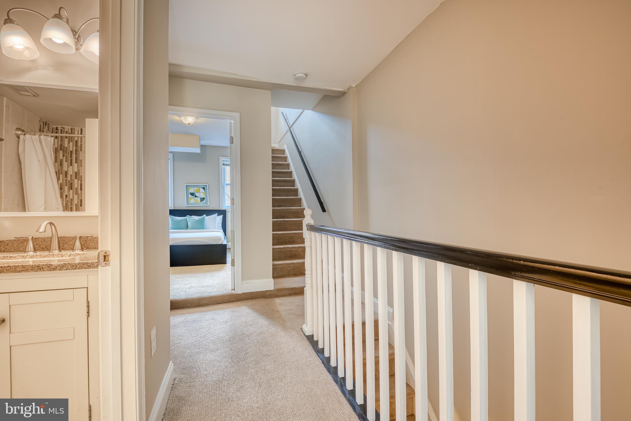 LITTLE ITALY - Residential Lease