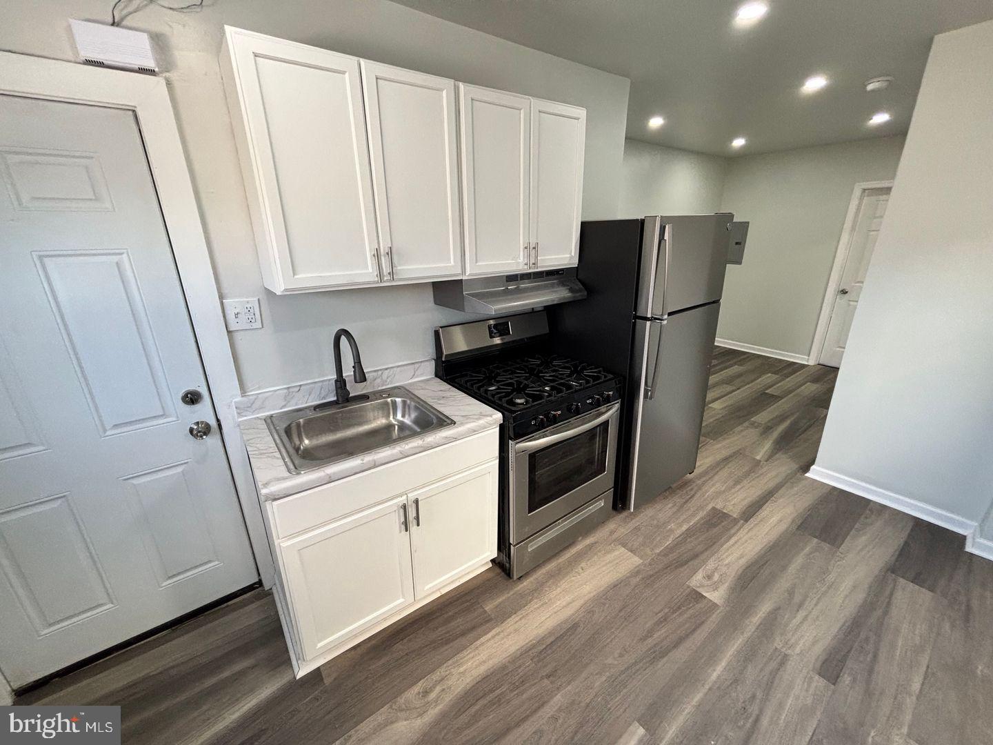 223 S 49TH STREET 3F