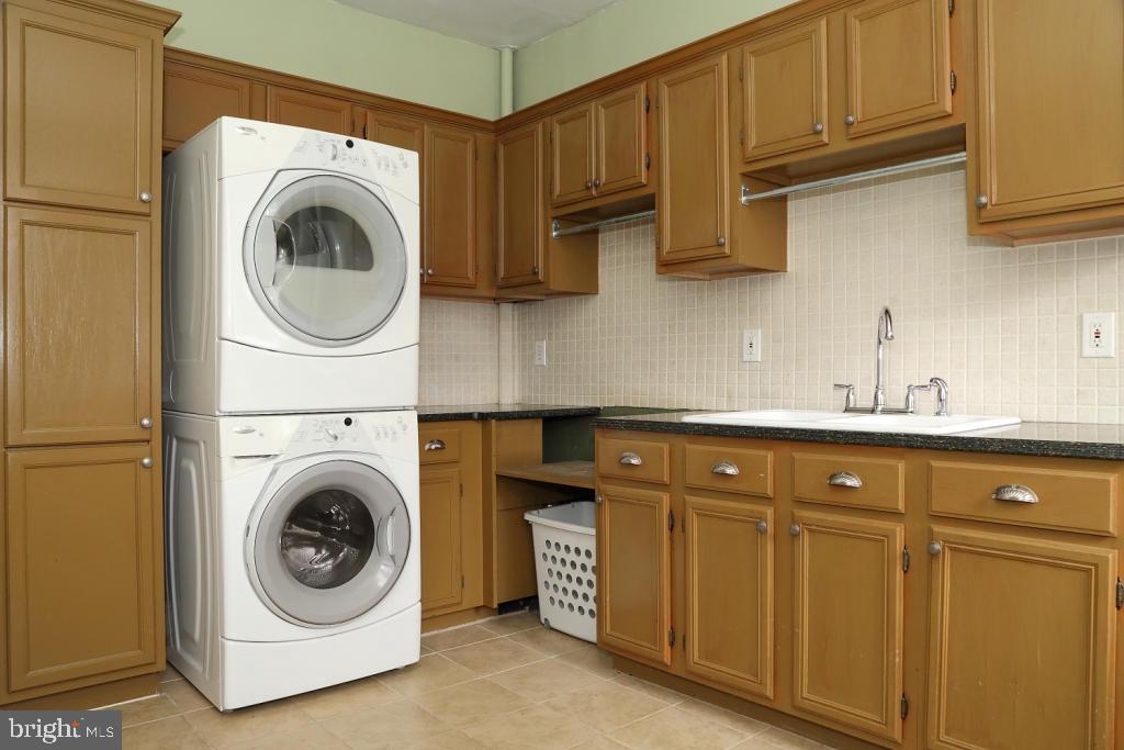 LANCASTER - Residential