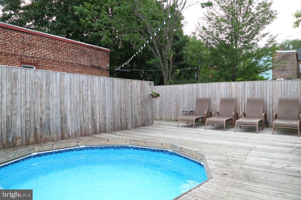 LANCASTER - Residential