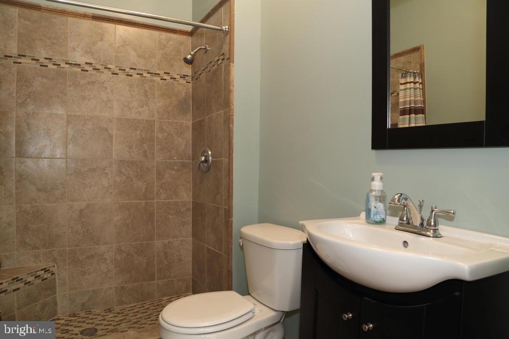 LANCASTER - Residential