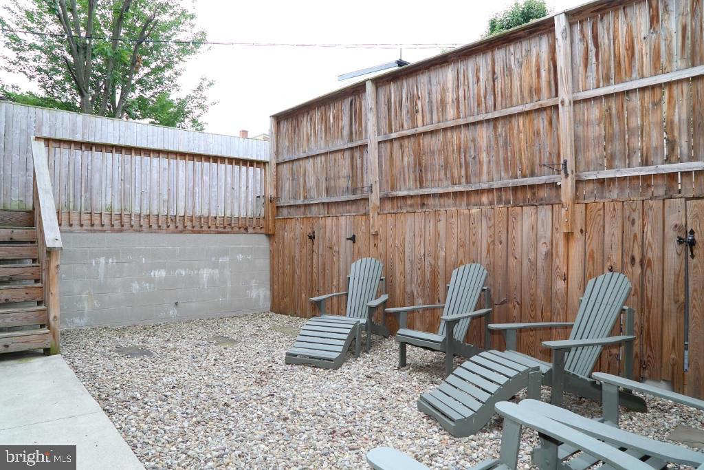 LANCASTER - Residential