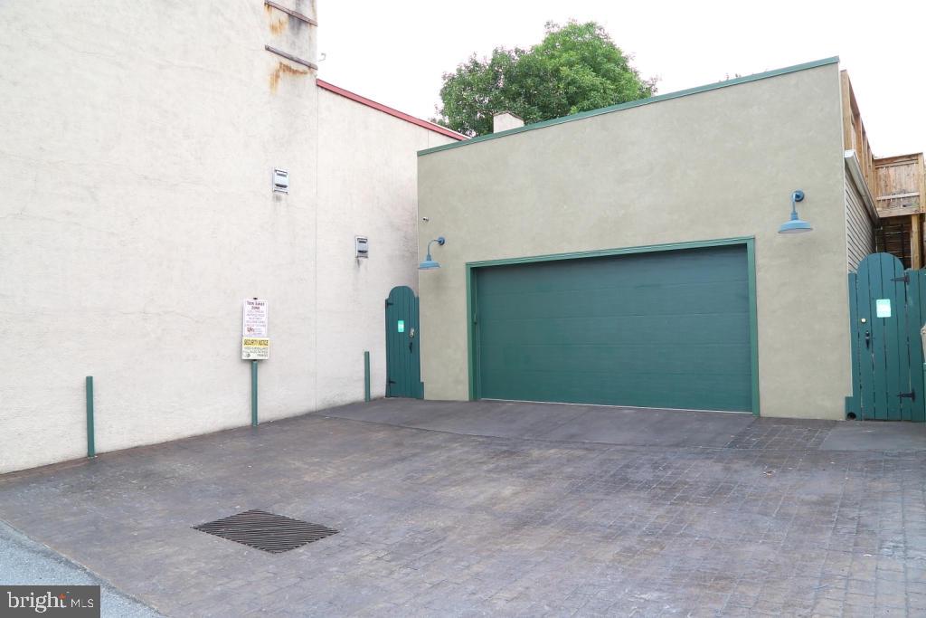 LANCASTER - Residential