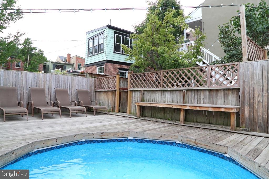 LANCASTER - Residential