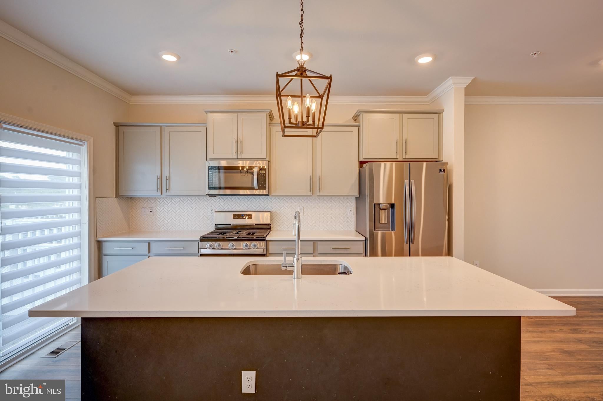 5059 SILVER OAK DRIVE