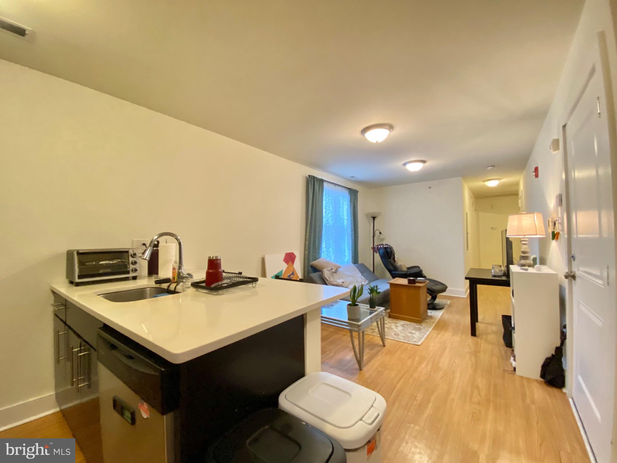 TEMPLE UNIVERSITY - Residential Lease