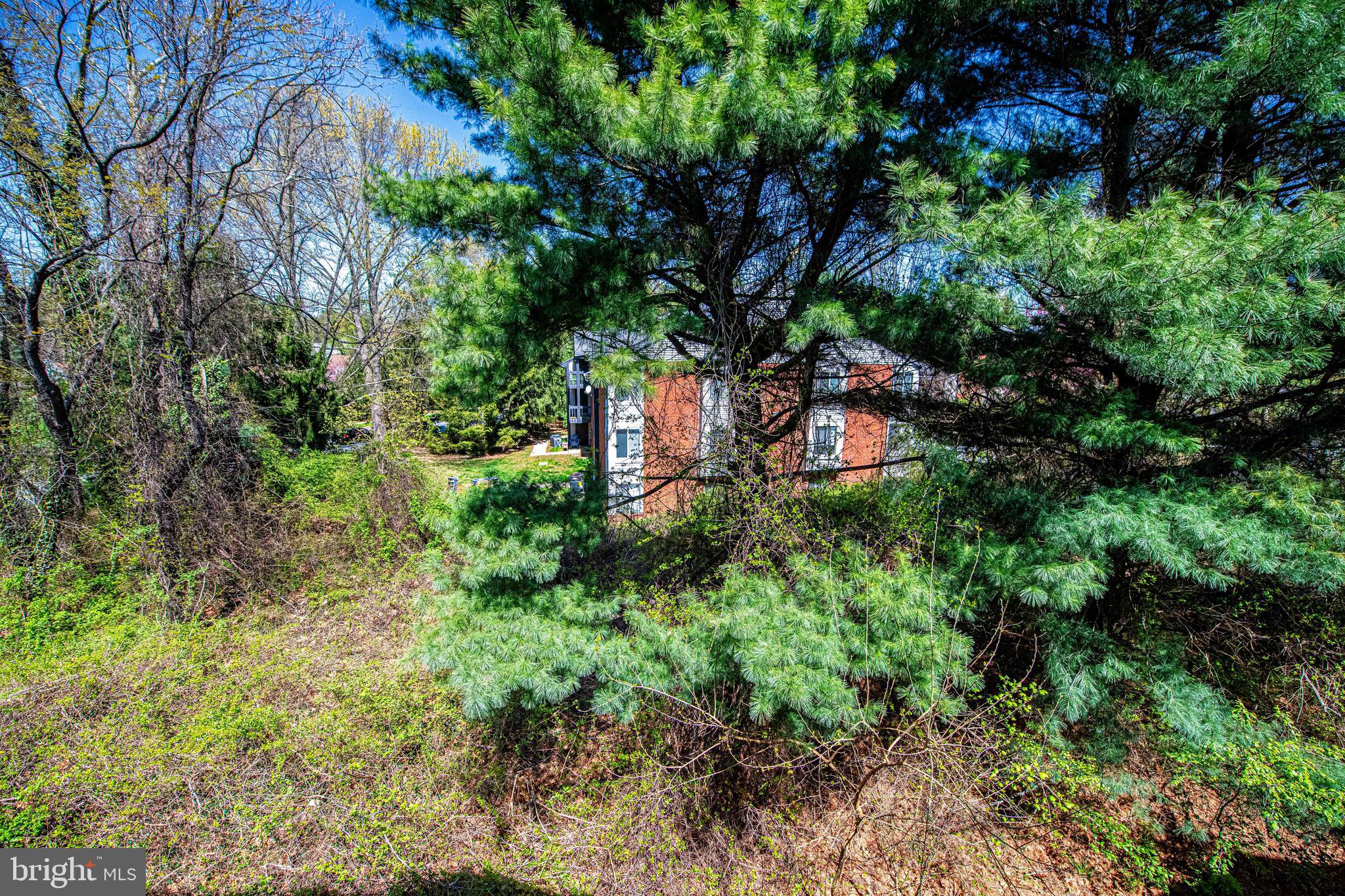 COUNTRY WALK - Residential