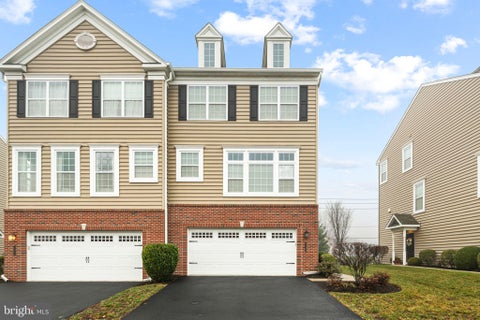 Photo for 119 CARILLON HILL LANE