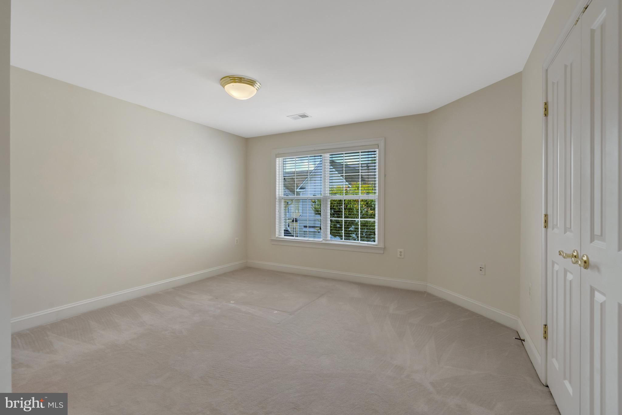 MAPLE TRACE - Residential