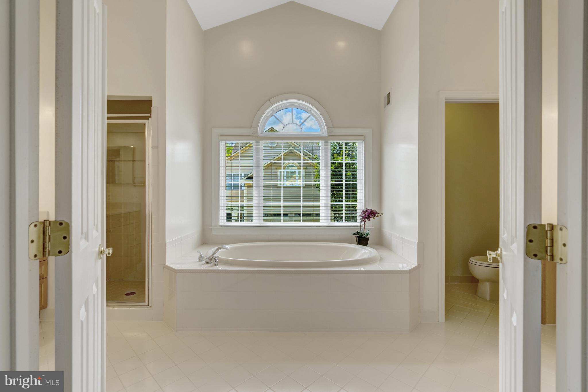 MAPLE TRACE - Residential