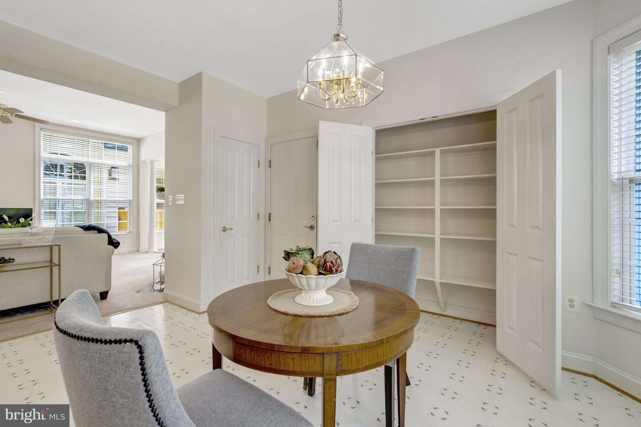 MAPLE TRACE - Residential