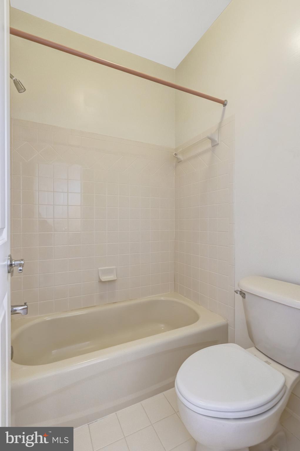 MAPLE TRACE - Residential