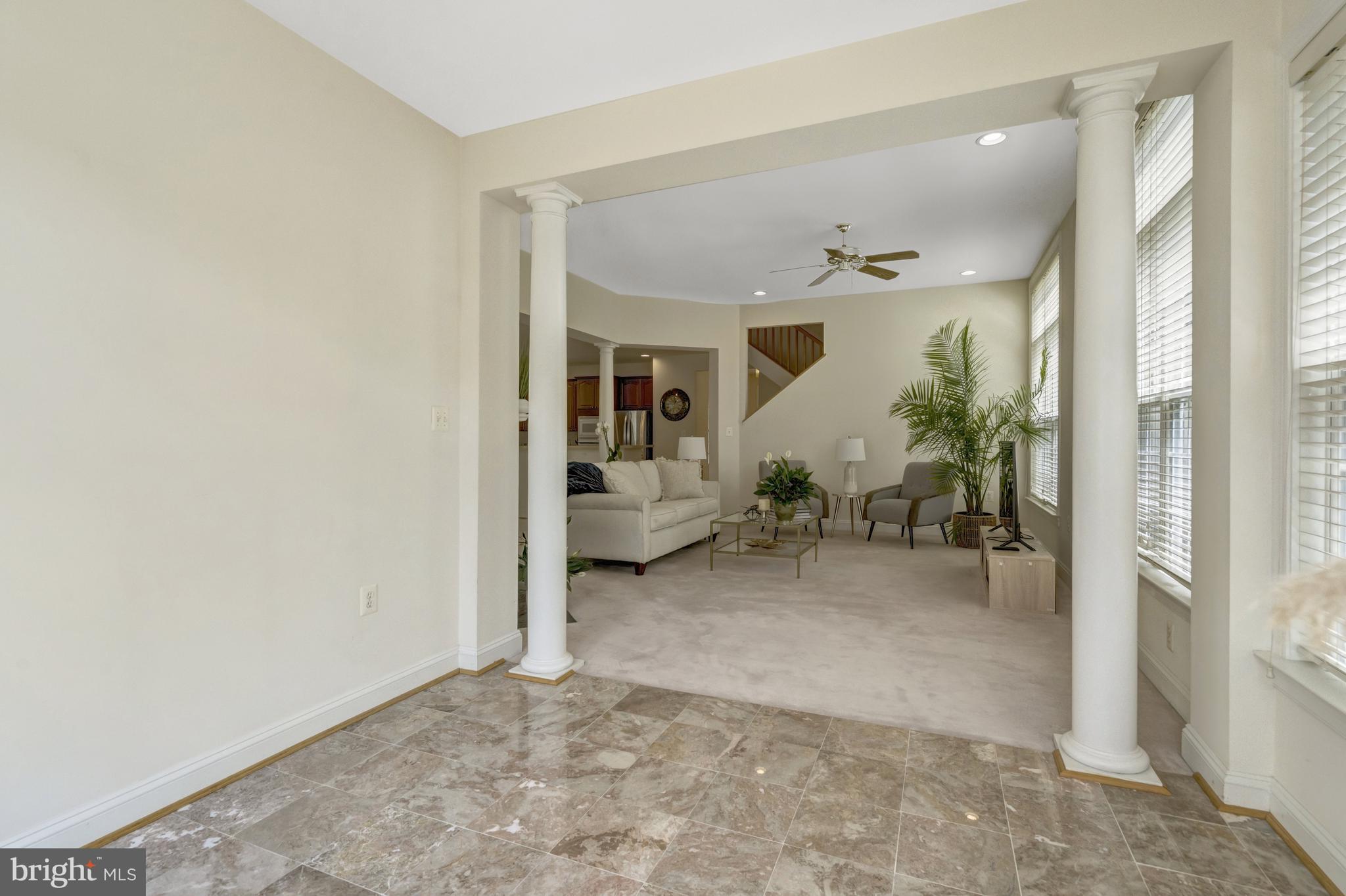 MAPLE TRACE - Residential