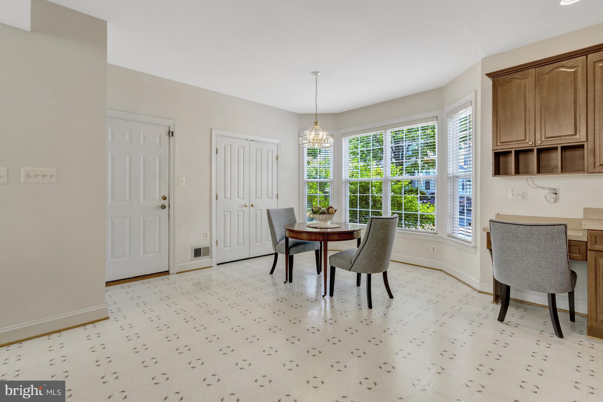 MAPLE TRACE - Residential