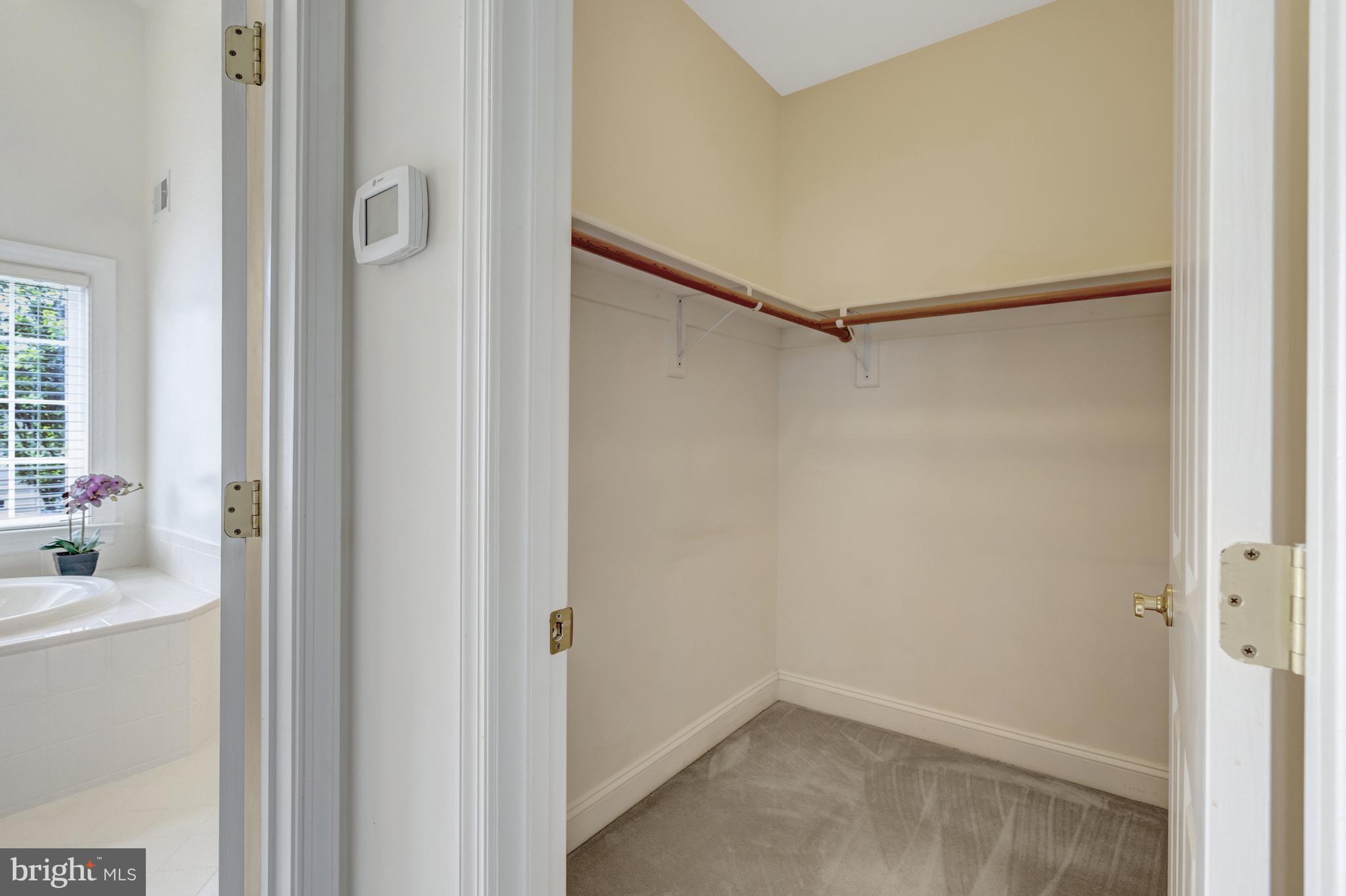 MAPLE TRACE - Residential