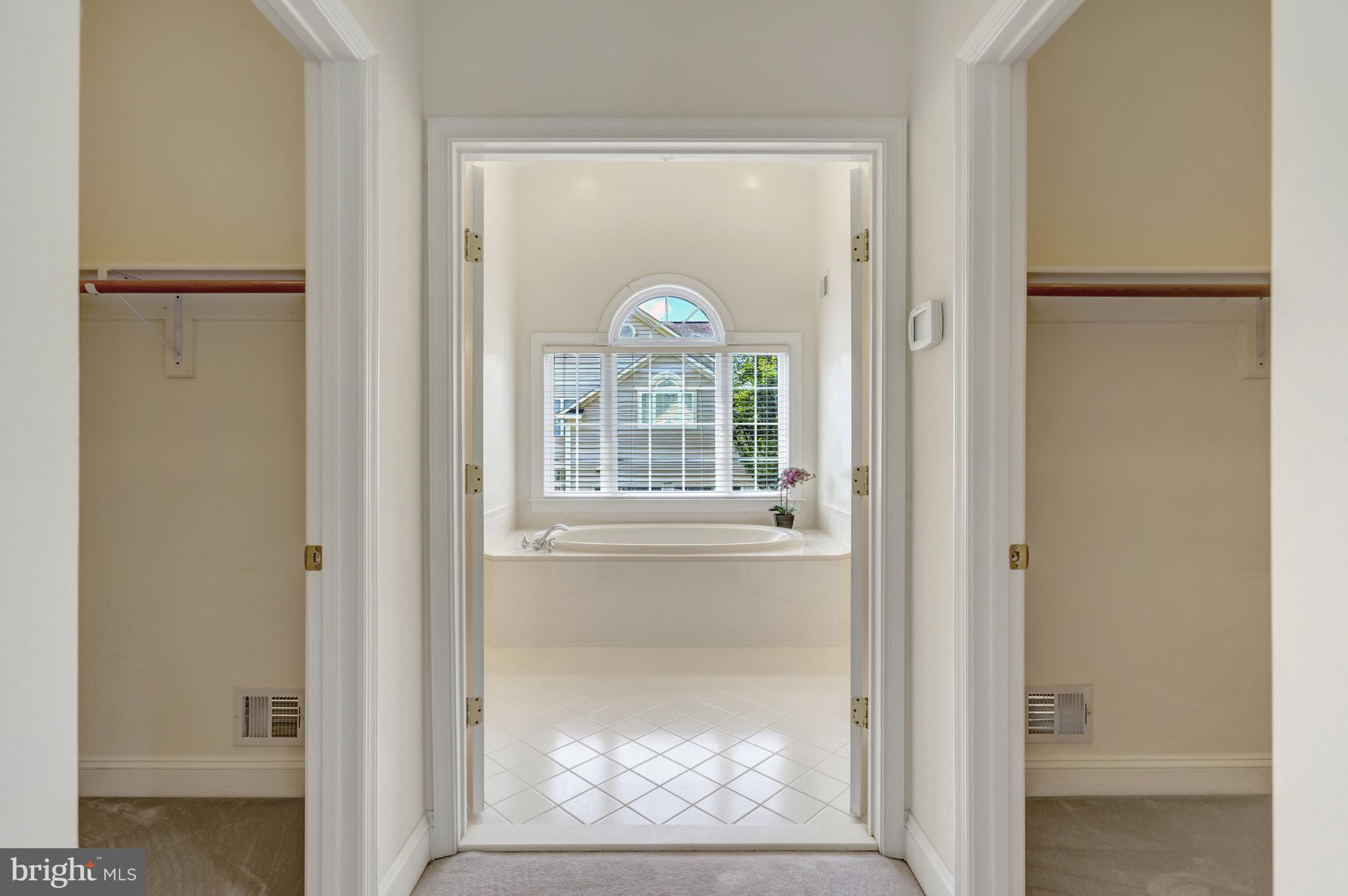 MAPLE TRACE - Residential