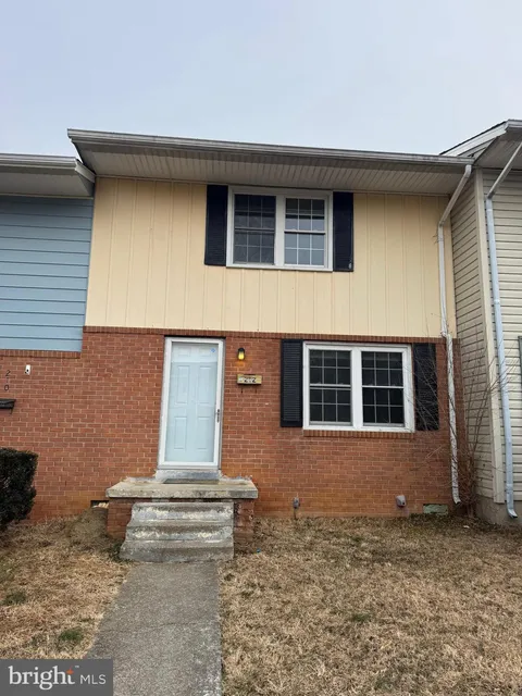 212 Cameron Street, Berryville, VA MLS: VACL2006350