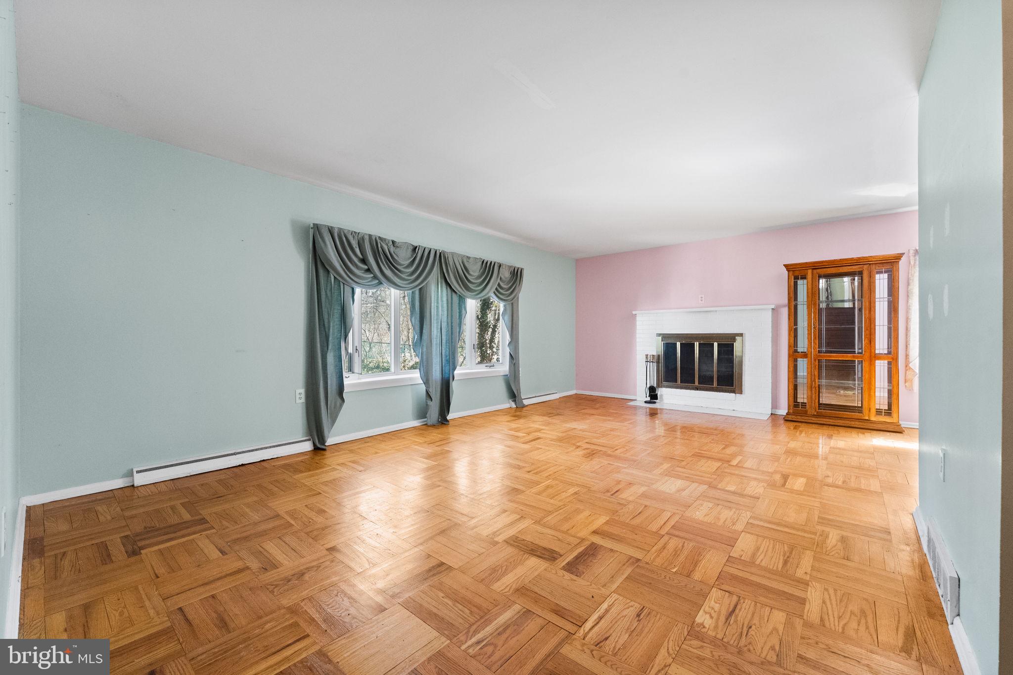 GREEN ACRES - Residential