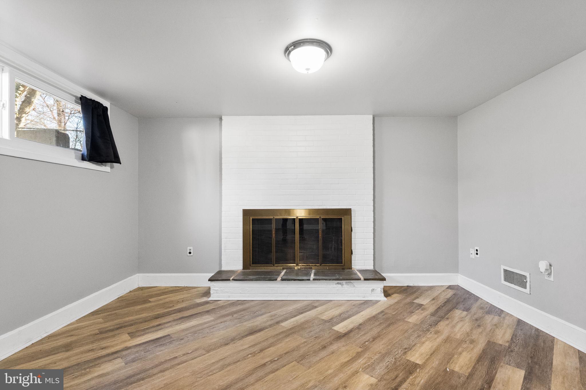 GREEN ACRES - Residential