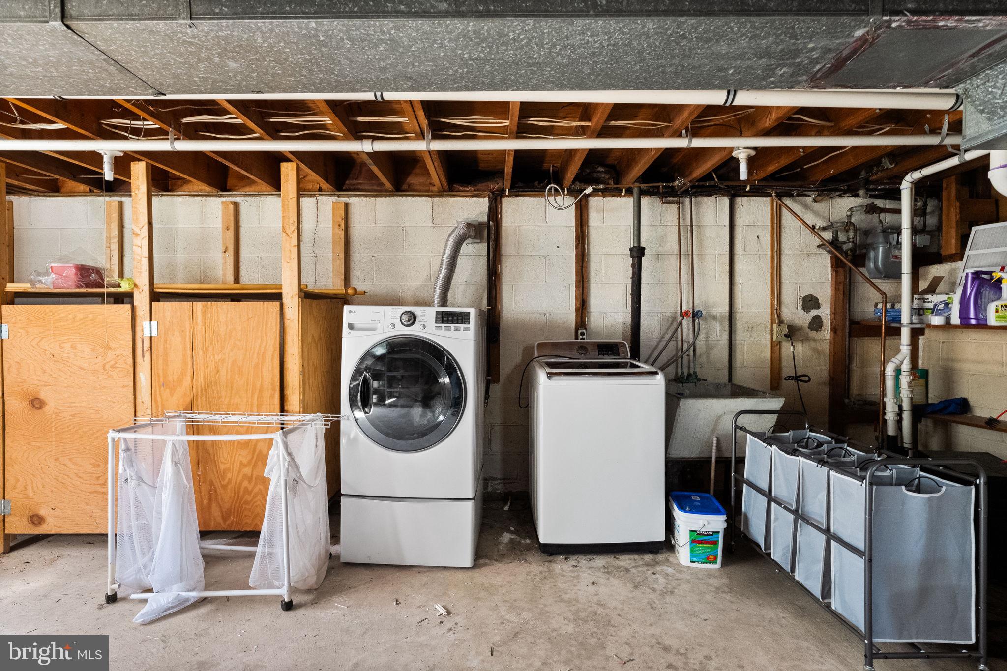 GREEN ACRES - Residential