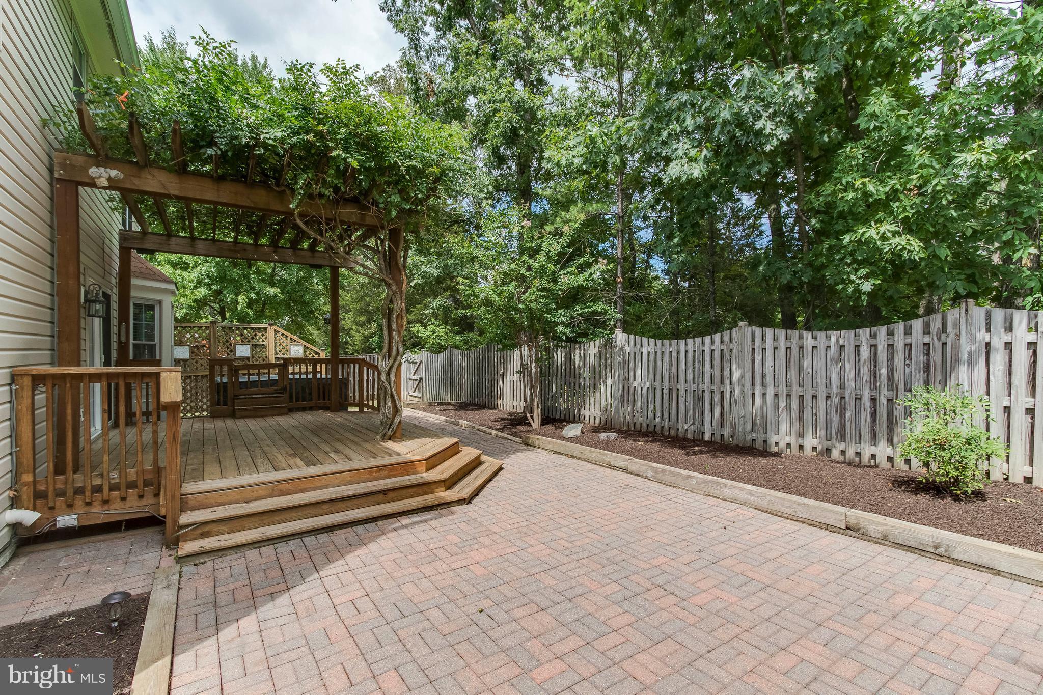 LITTLE ROCKY RUN - Residential