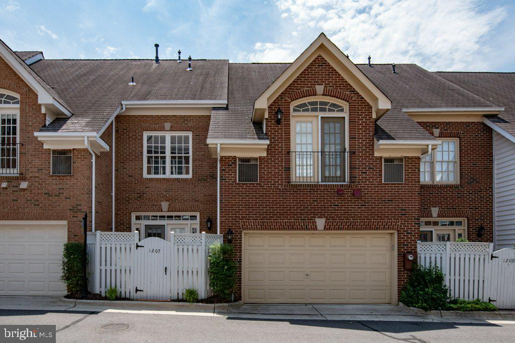 OLD TOWN VILLAGE - Residential