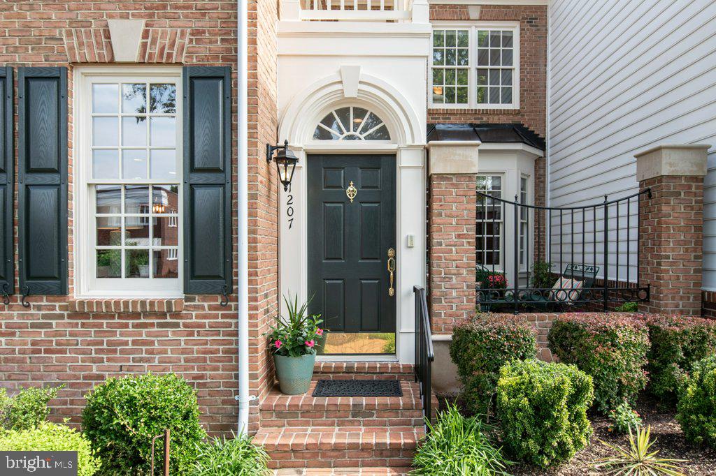 OLD TOWN VILLAGE - Residential