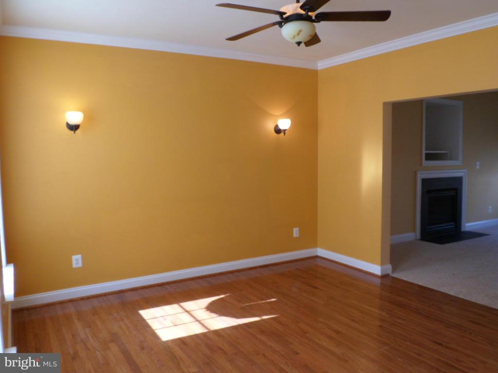 ACADEMY HILLS - Residential Lease