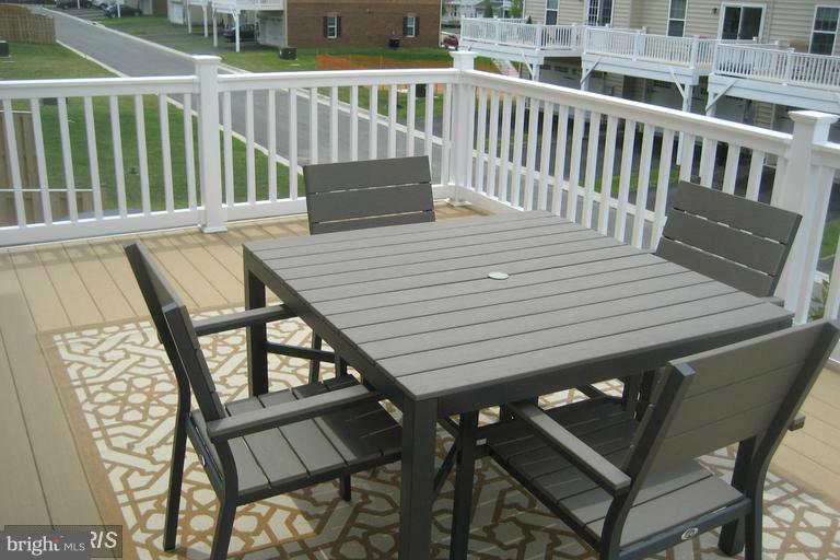 SEVEN HILLS - Residential Lease