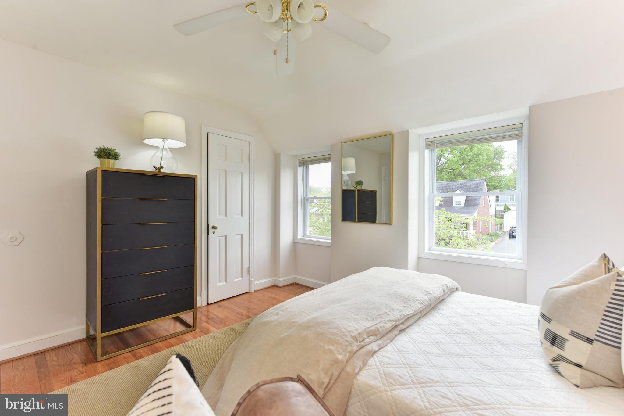 DEL RAY - Residential