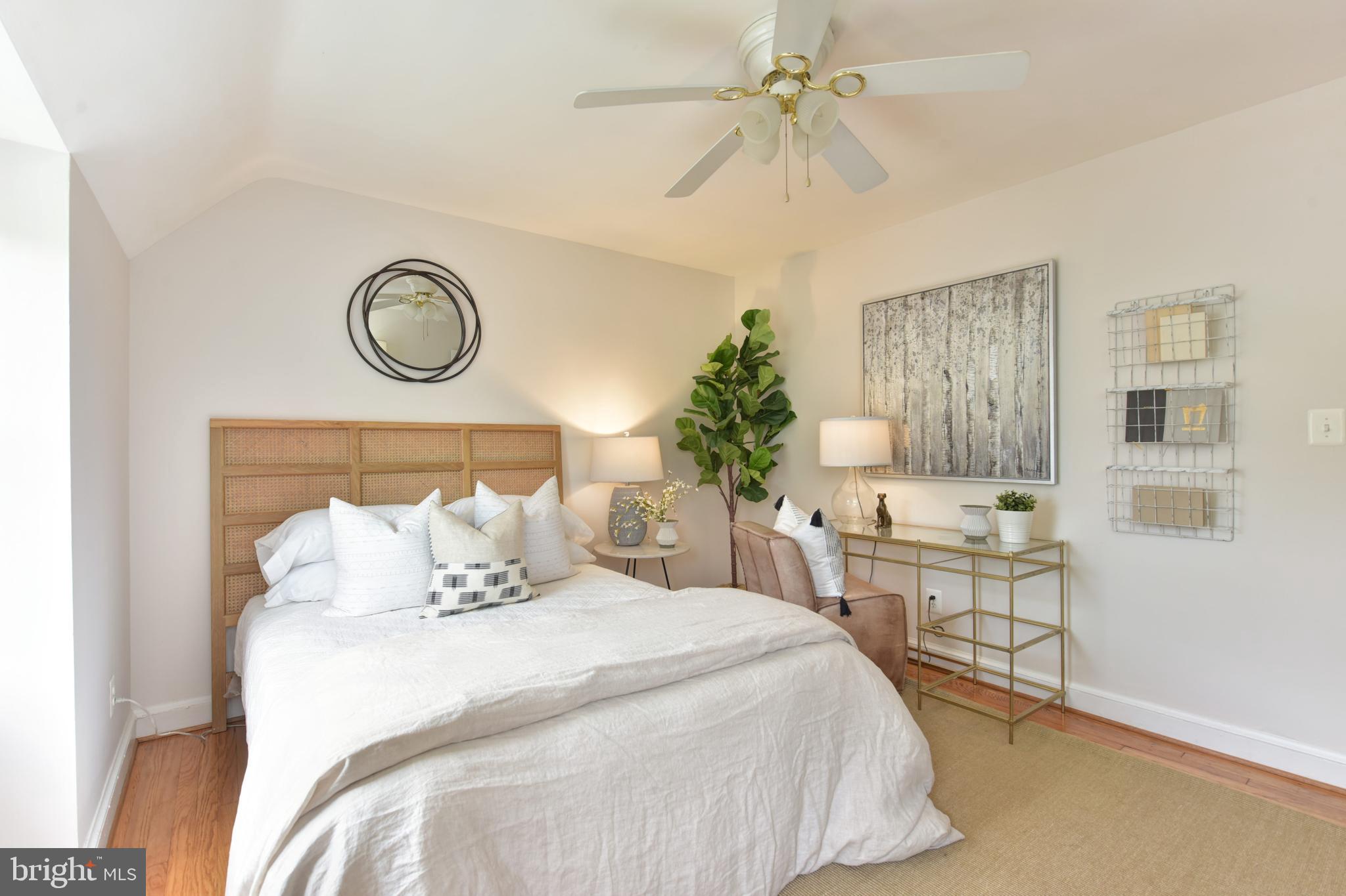 DEL RAY - Residential