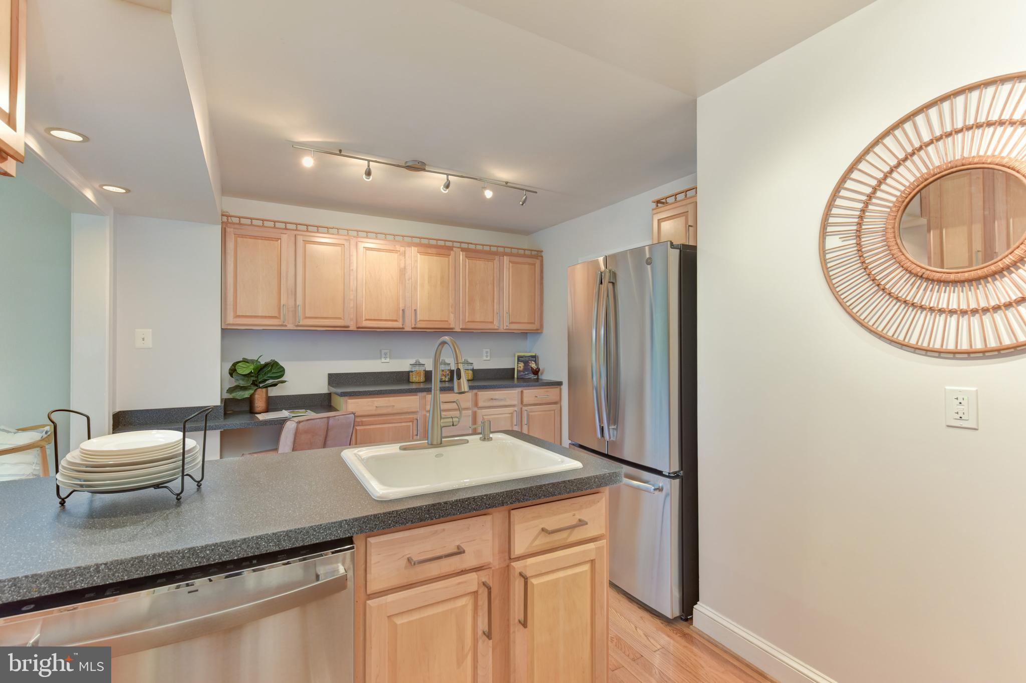 DEL RAY - Residential