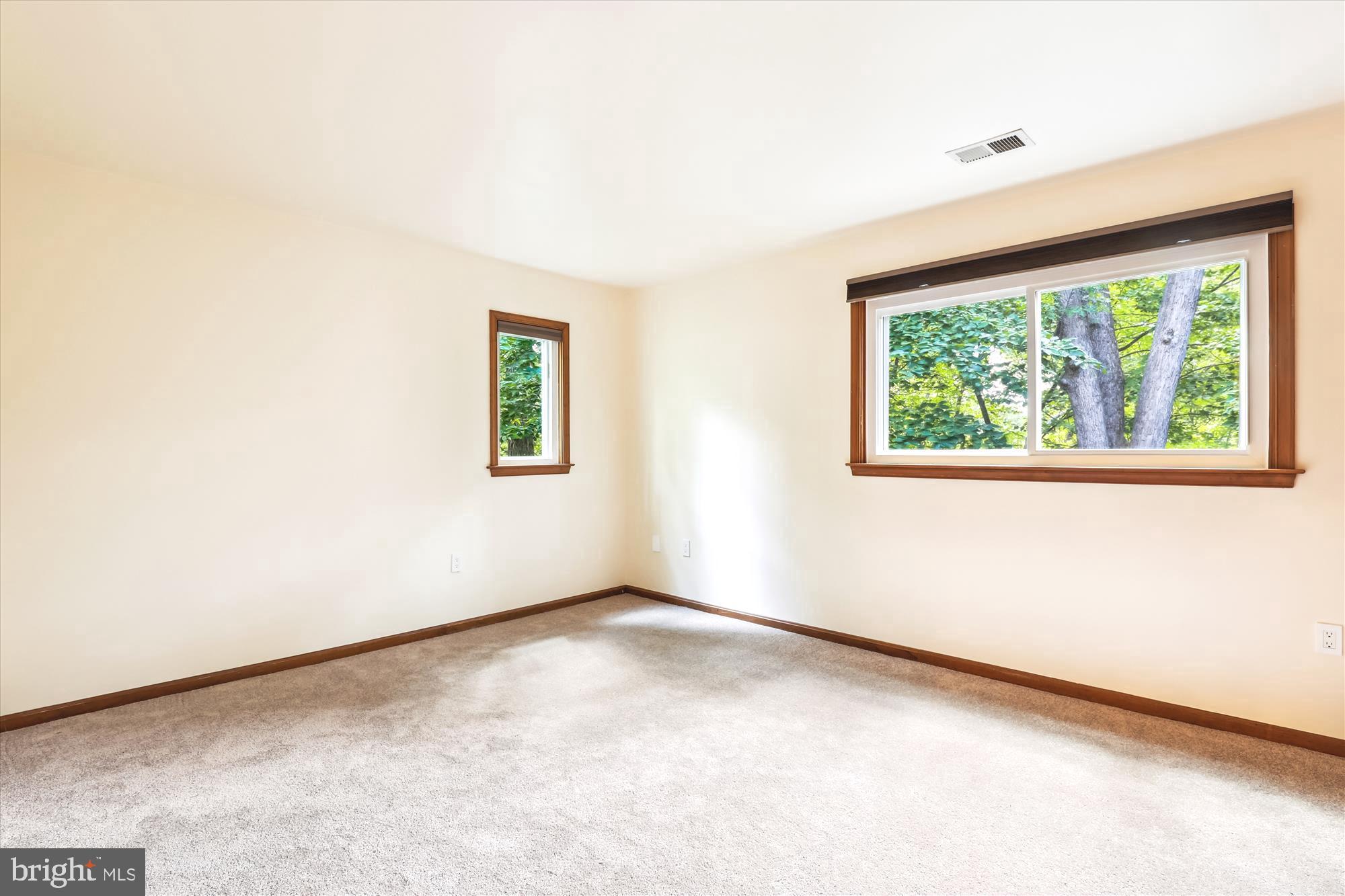 LINCOLNIA PARK - Residential