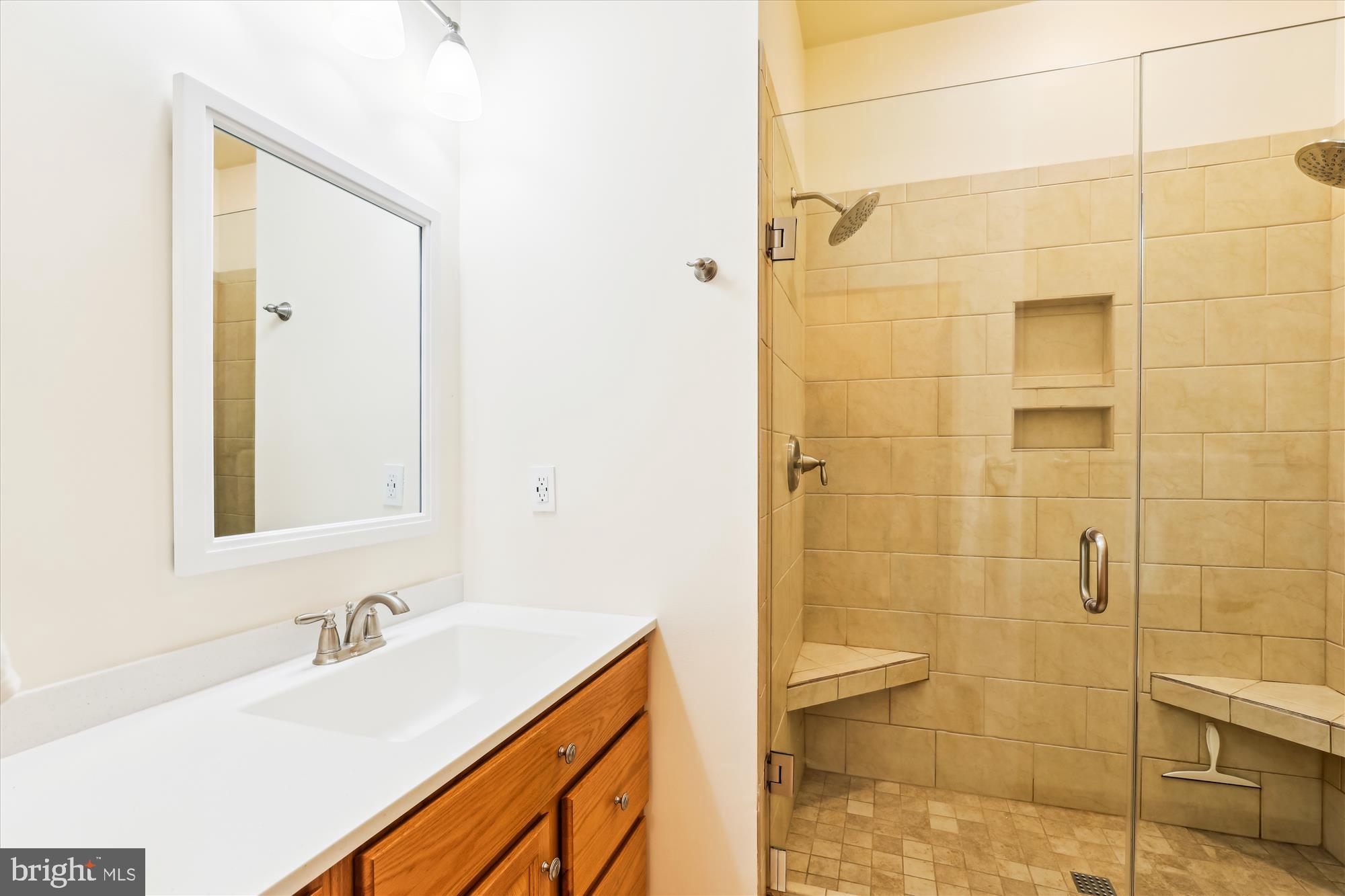 LINCOLNIA PARK - Residential