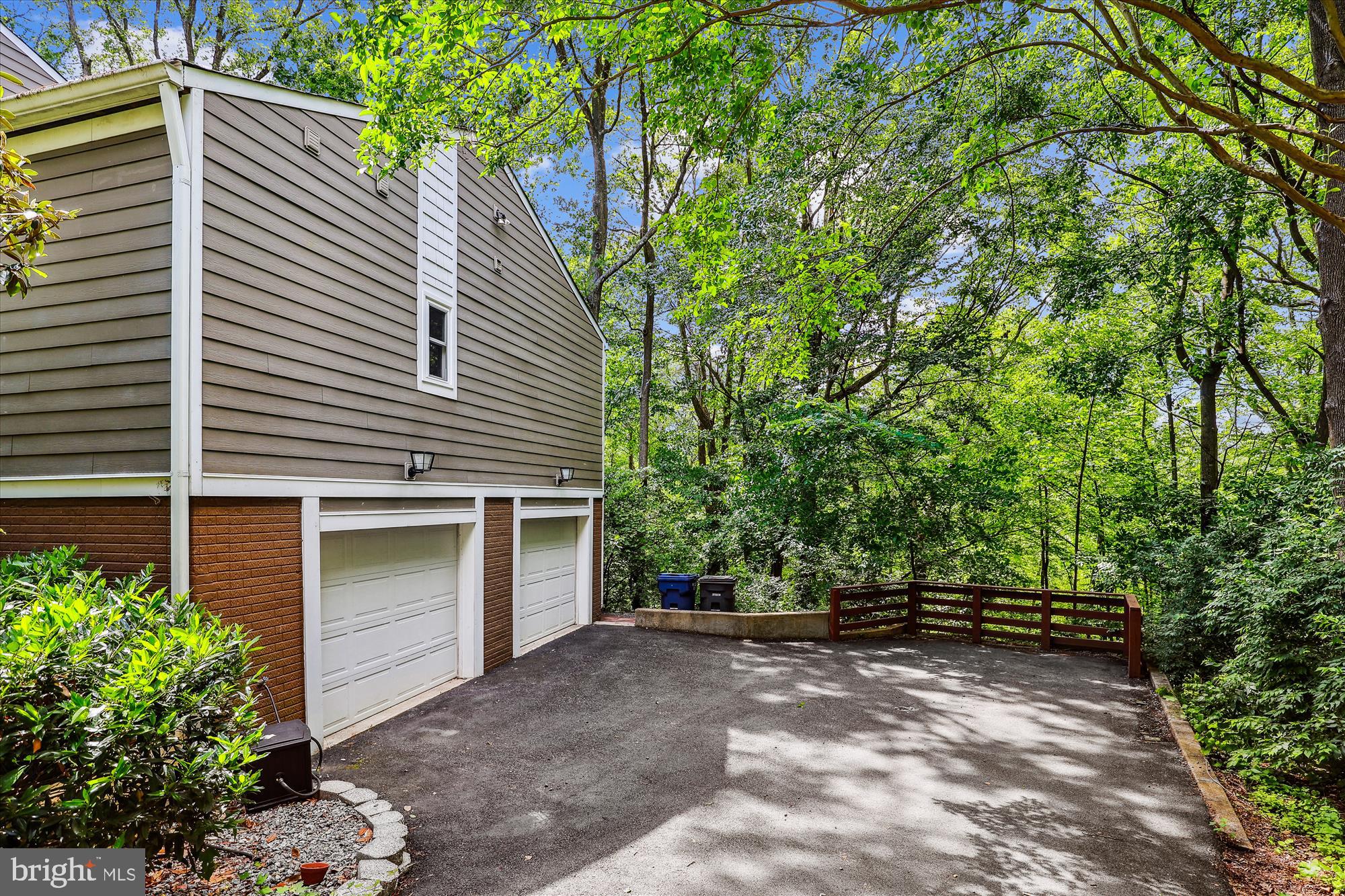 LINCOLNIA PARK - Residential