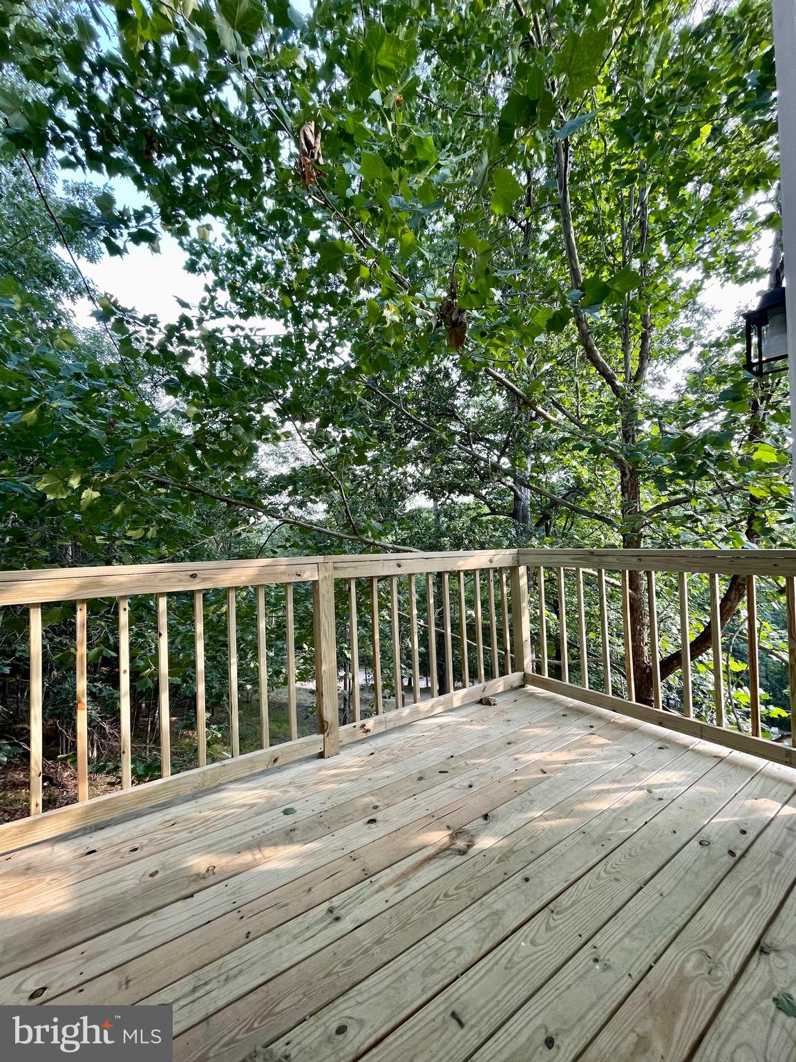 COLONIAL VILLAGE - Residential