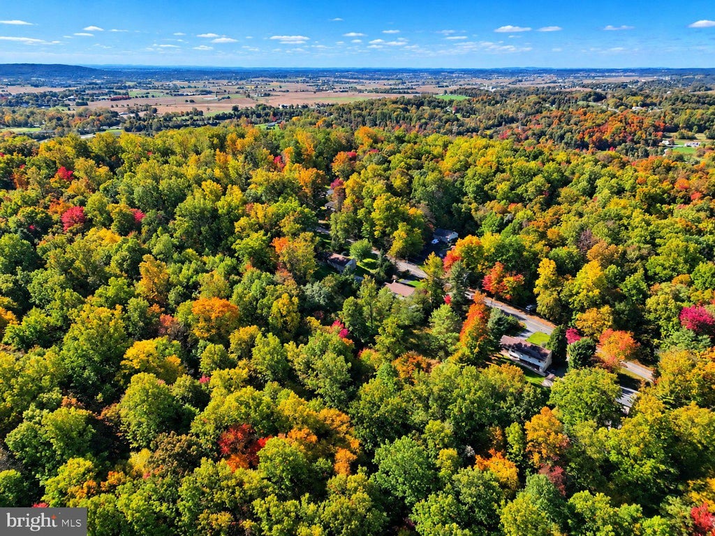 Photo of 440 Horseshoe Trail Road, DENVER, PA 17517 (MLS # PALA2097258)