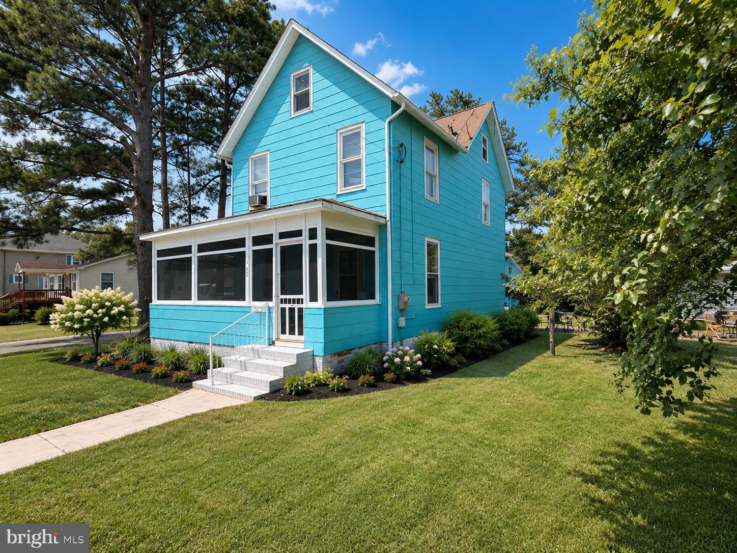 108 W CHESAPEAKE AVENUE