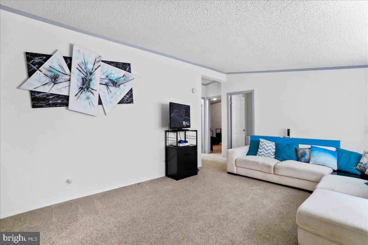 SUMMER HILL - Residential