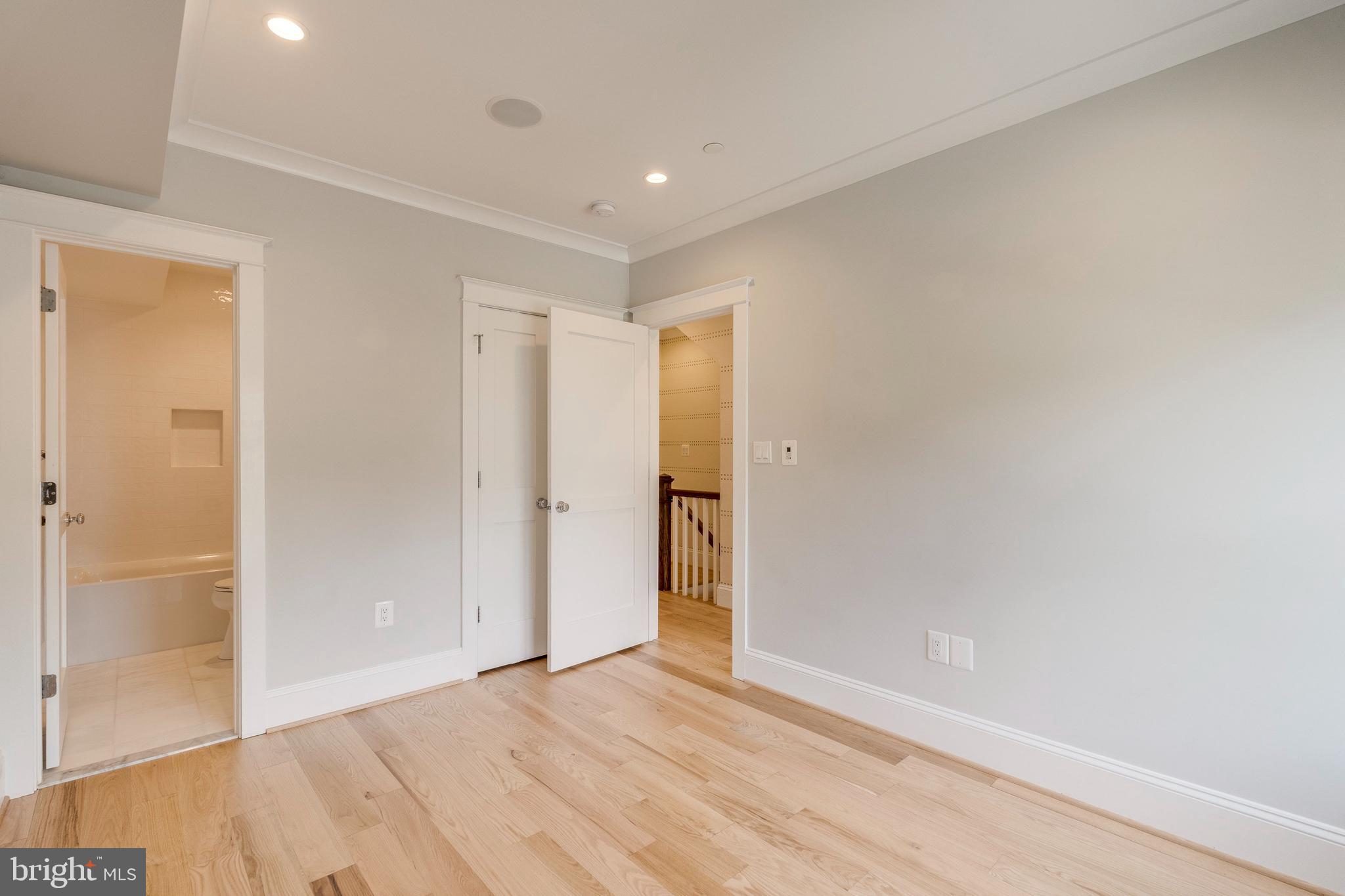 BURLEITH - Residential