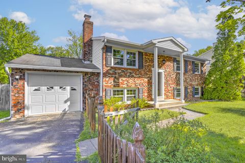 Photo of 14104 Lindendale Road, WOODBRIDGE, VA 22193 (MLS # VAPW2115740)